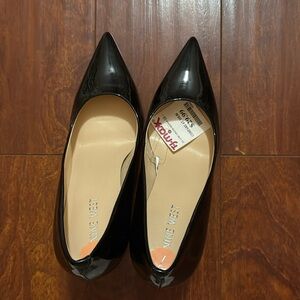 Women’s Nine West Black Heels, Size 7, NWT